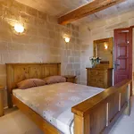 Дом отдыха 5 Bedroom Farmhouse With Private Pool & Views *