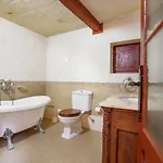 5 Bedroom Farmhouse With Private Pool & Views Арб