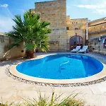 5 Bedroom Farmhouse With Private Pool & Views * Арб