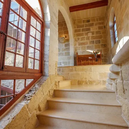 5 Bedroom Farmhouse With Private Pool & Views Tatil Evi